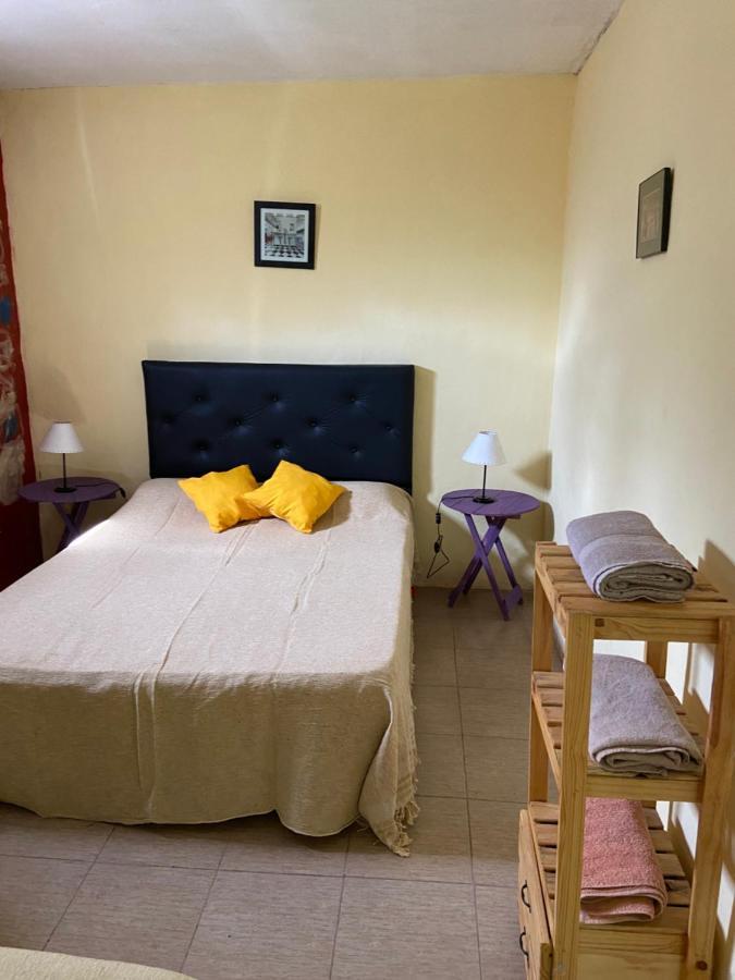 Отель Luis'S House Ezeiza Airport Монте-Гранде Экстерьер фото